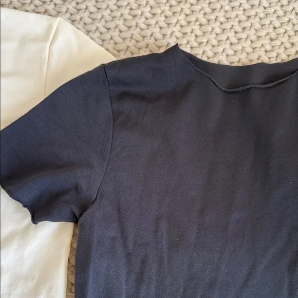 Set of 2 SKIMS Short-Sleeve Thong Bodysuit Duo - Black & Cream L/XL - Picture 6 of 9